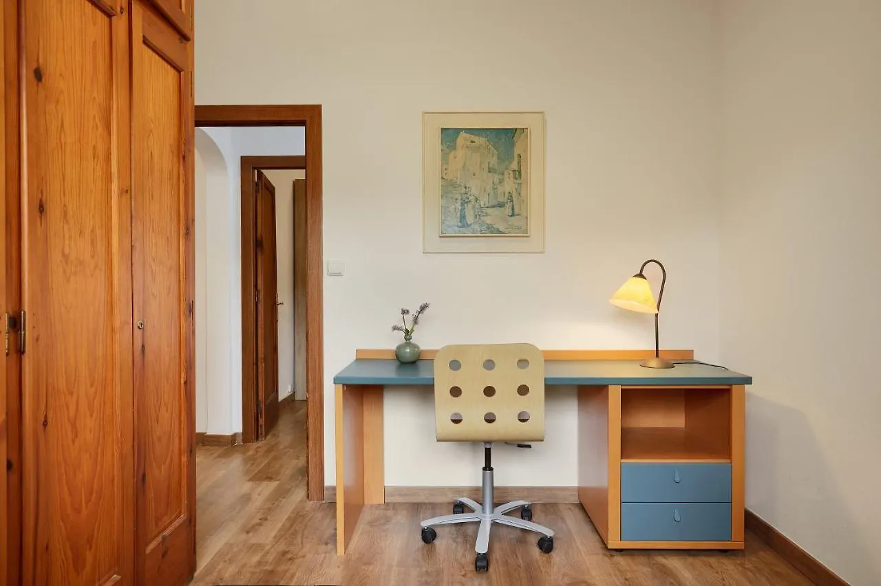 Apartaments Camprodon Centre 0*,